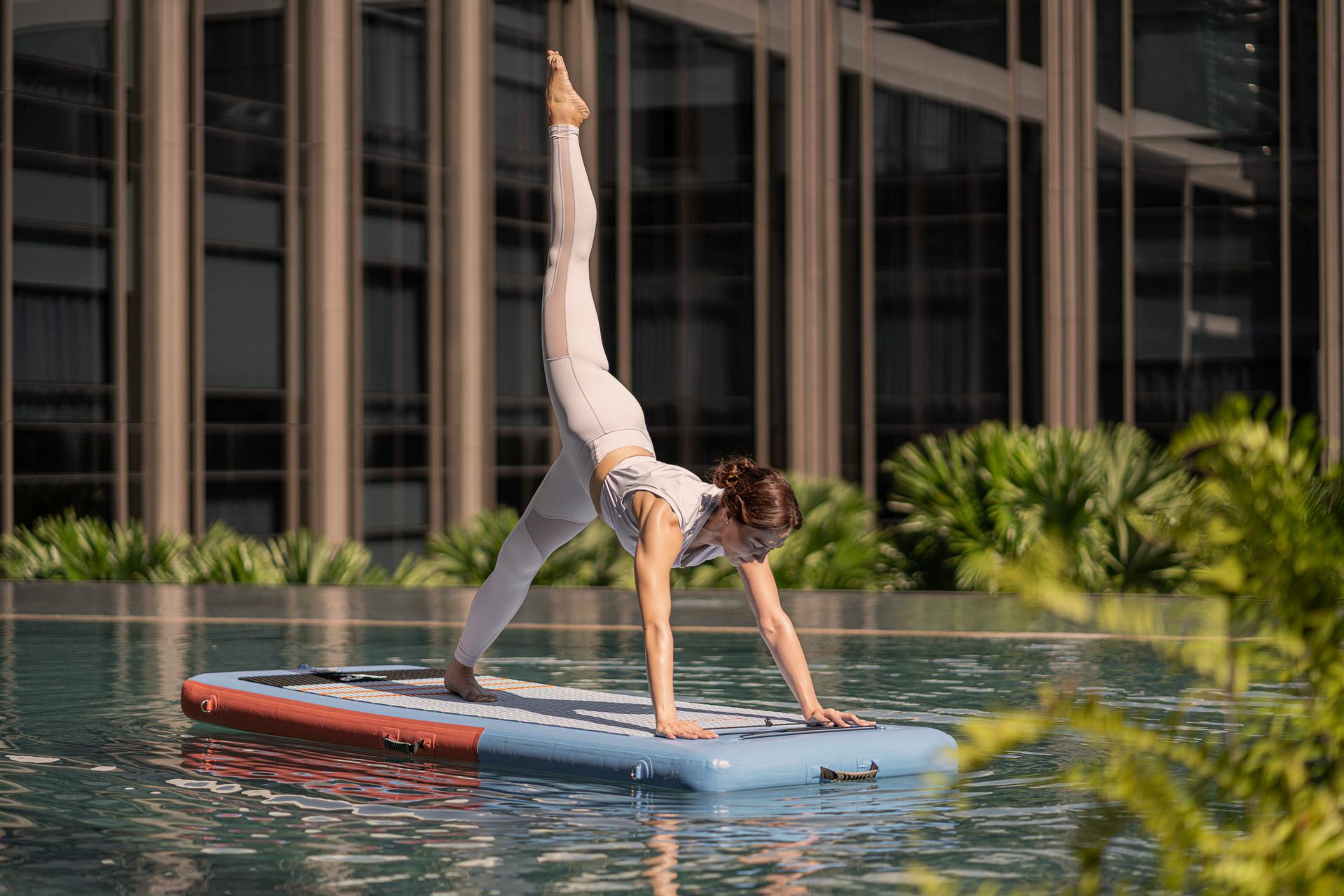 Four Seasons Hotel Bangkok At Chao Phraya River Exterior photo