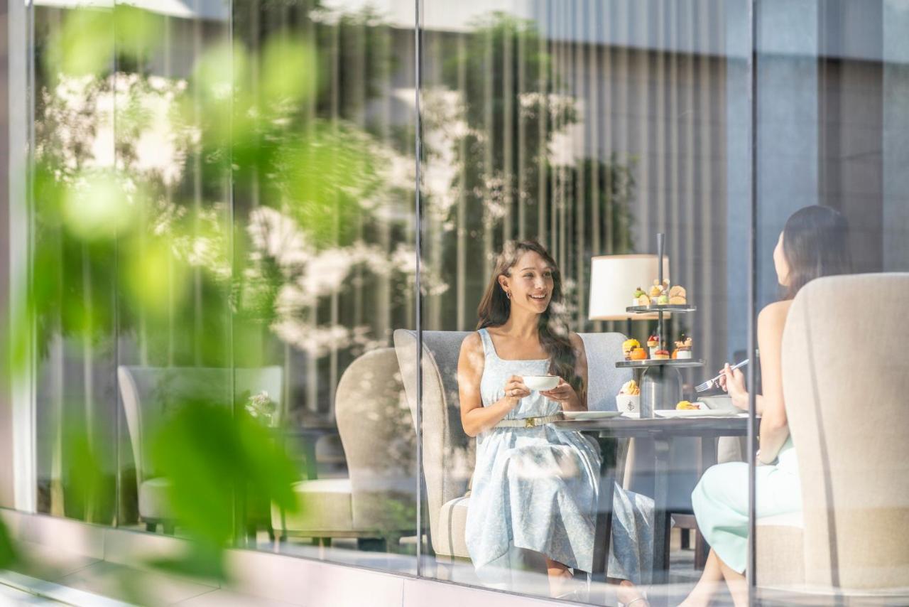 Four Seasons Hotel Bangkok At Chao Phraya River Exterior photo