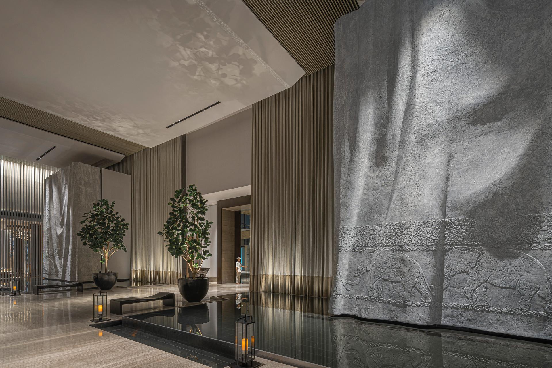 Four Seasons Hotel Bangkok At Chao Phraya River Exterior photo