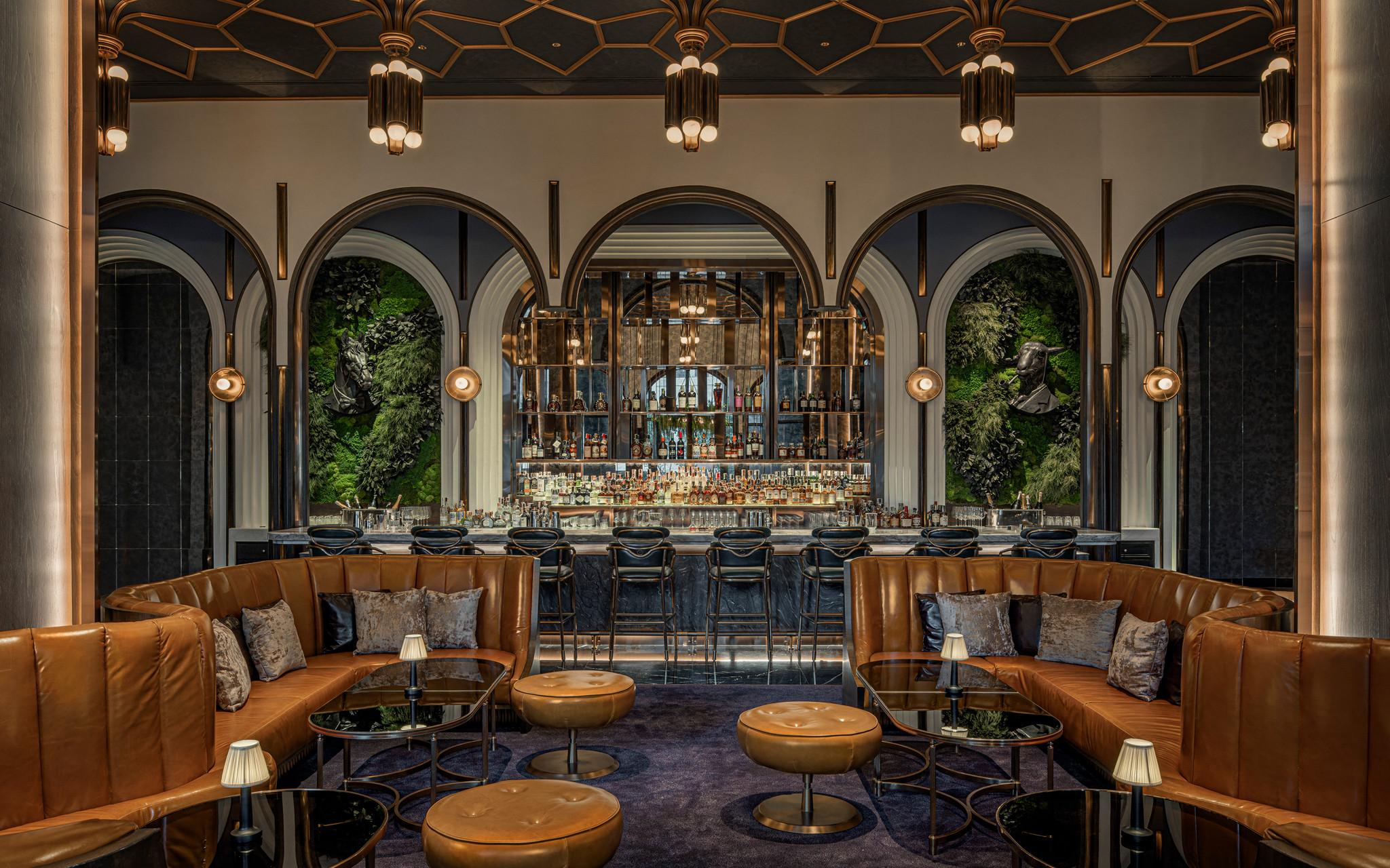 Four Seasons Hotel Bangkok At Chao Phraya River Exterior photo
