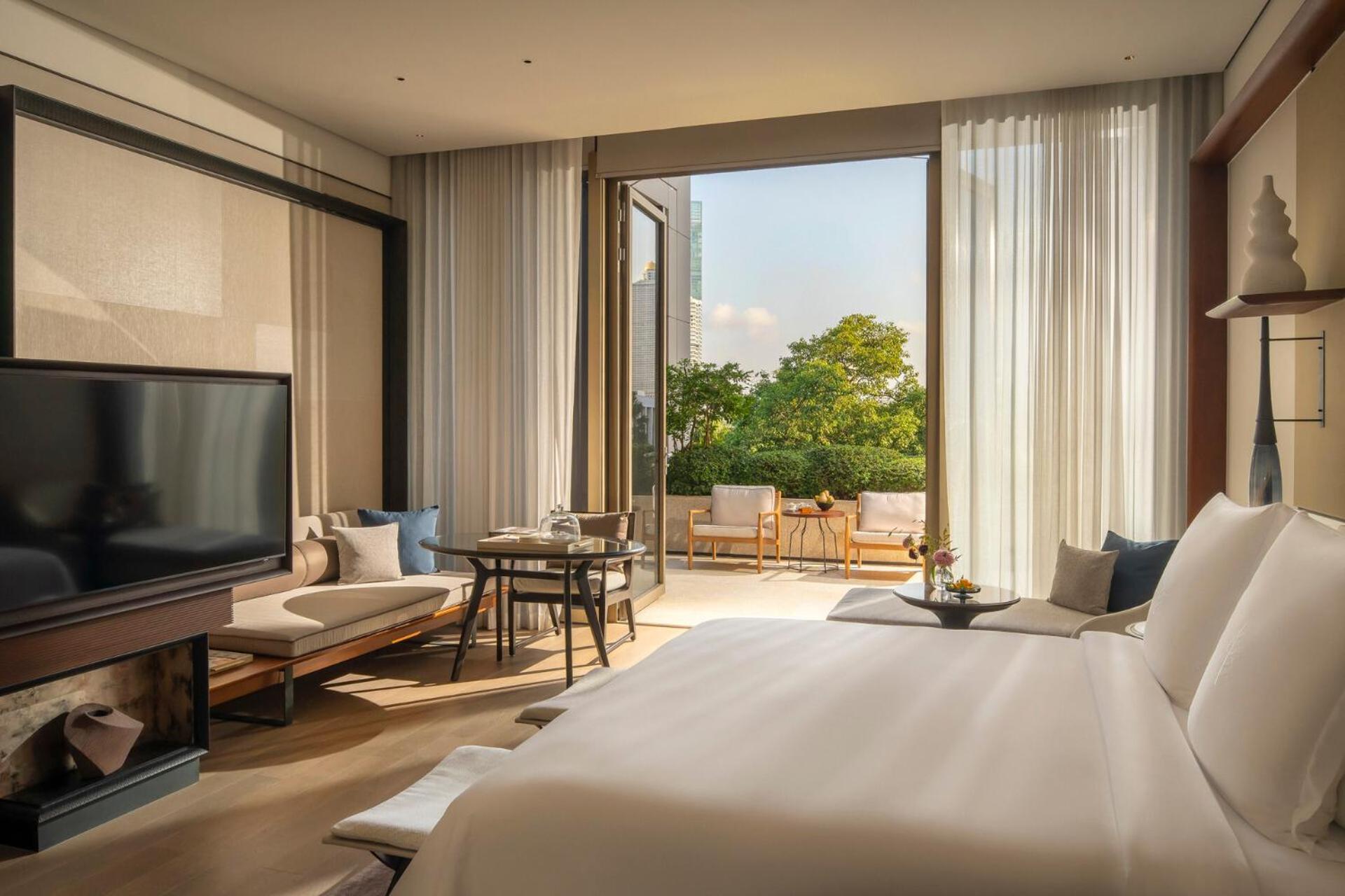 Four Seasons Hotel Bangkok At Chao Phraya River Exterior photo